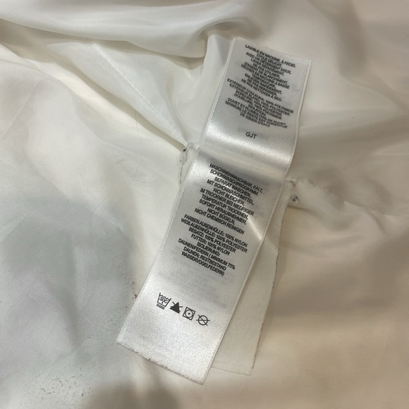 Columbia White down jacket 18/20 youth gently used - Picture 4 of 6